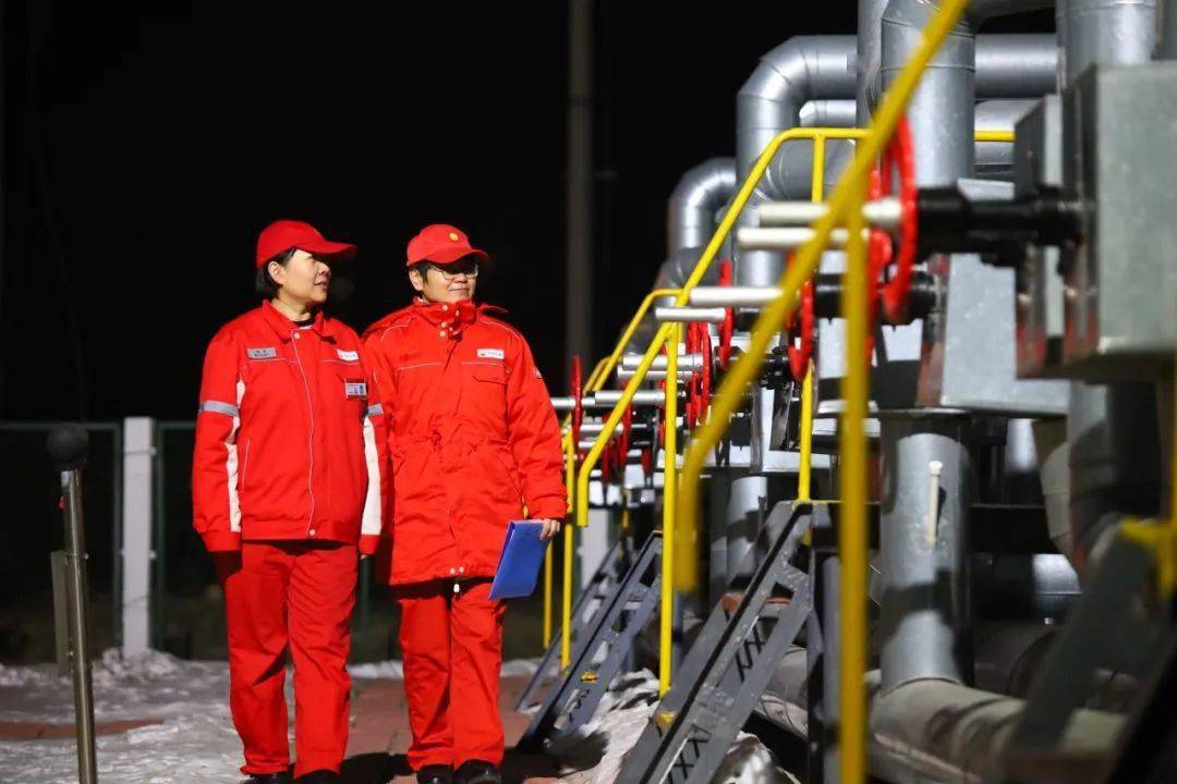 生产_采油厂_进行