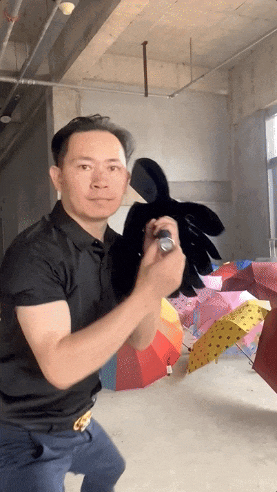 他被捧上天,是春节前最"靠谱"的热搜_雷鹏琳_网友_视频