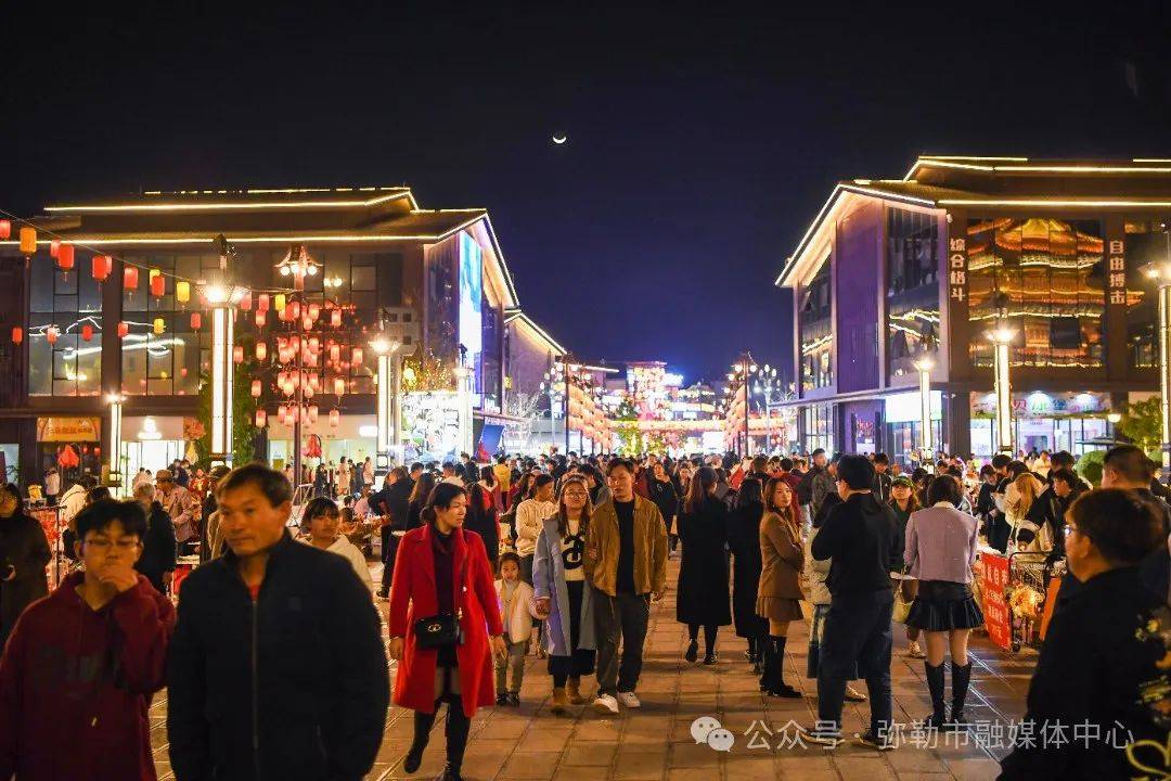 弥勒过年夜市火爆!"灰堆酒"接着约起～_美食_文昌街