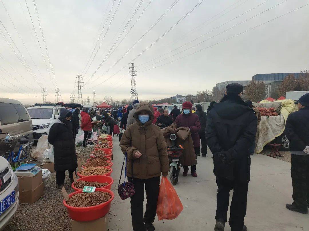 通州台湖大集明天回归,次渠大集也开了……_集市_公园_摊位