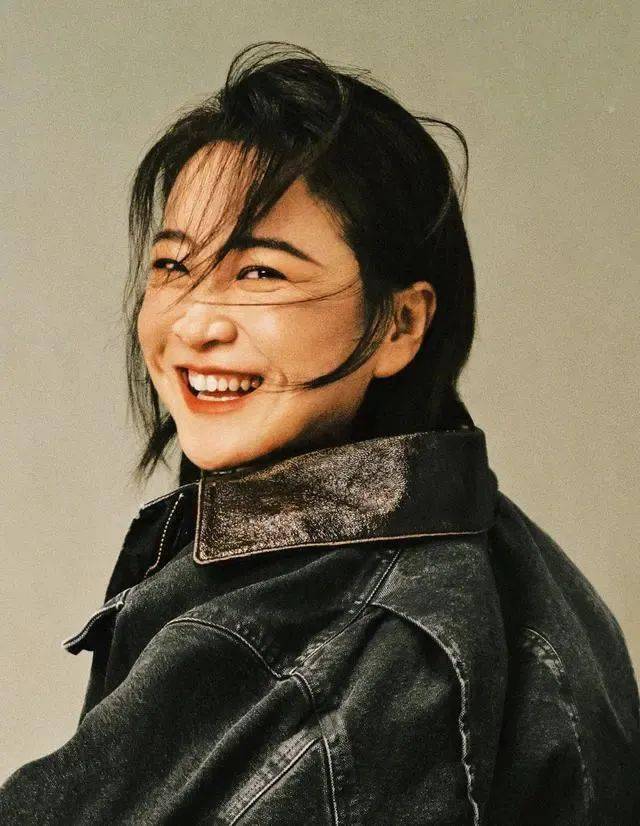 张艺谋_白敬亭_因为