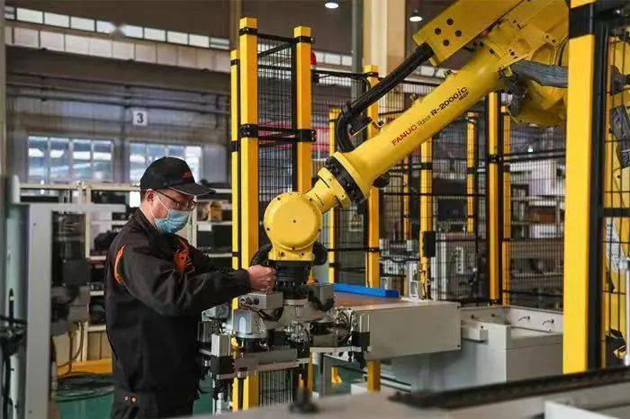 67"机器人频道|热点资讯" "宁夏巨能机器人:成功向360多家企业交付