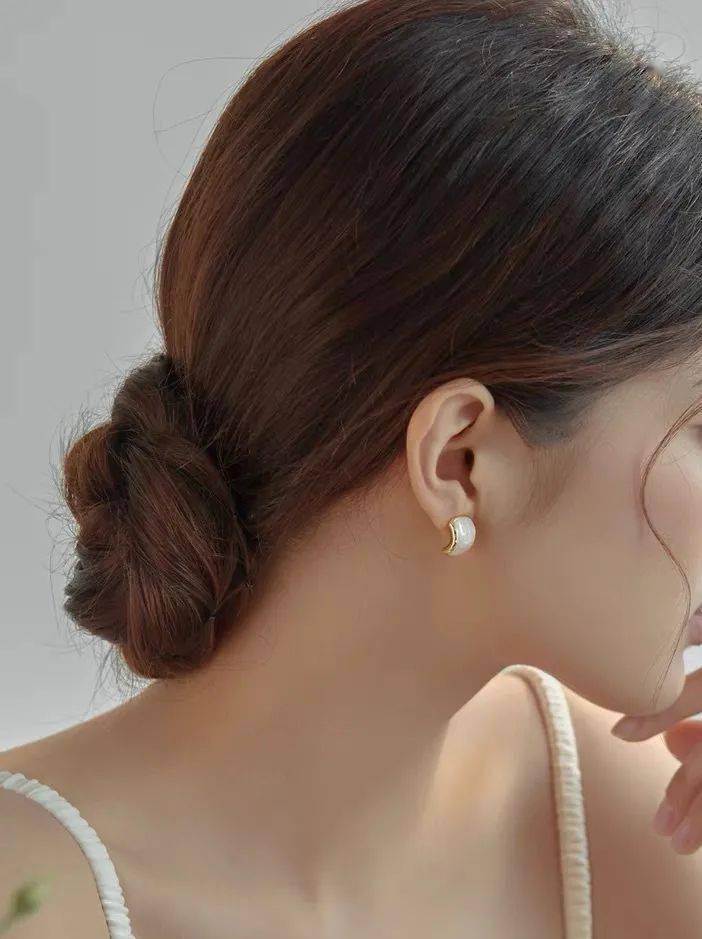 被这10 对中古富贵耳环惊艳住了,谁戴都好看!_的设计_气质_首饰