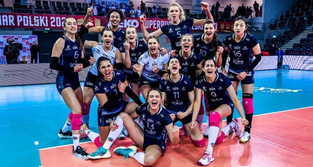 央视背书没用 2024年中国女排集训名单惹争议_排球_朱婷_比赛