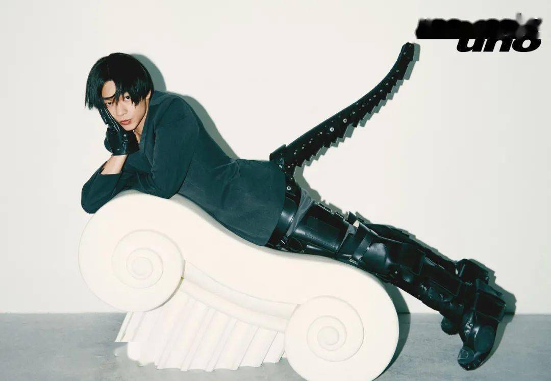 张宥浩 毫无保留_黑色_表演_机械