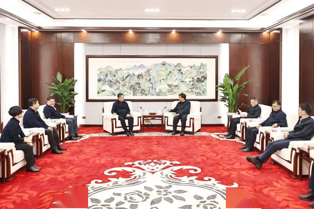 杨斌李先祥会见信义集团董清世一行