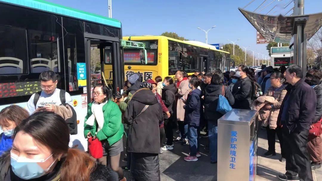 提前预判 多措并举 优质服务 | 镇江公交圆满完成春节运输工作67