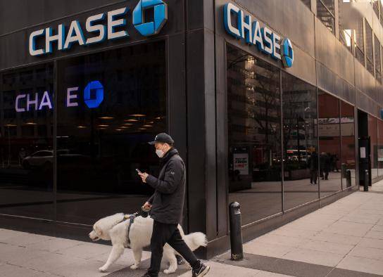 这家美国银行搞丢客户10万美金_jenny_chase_保险柜