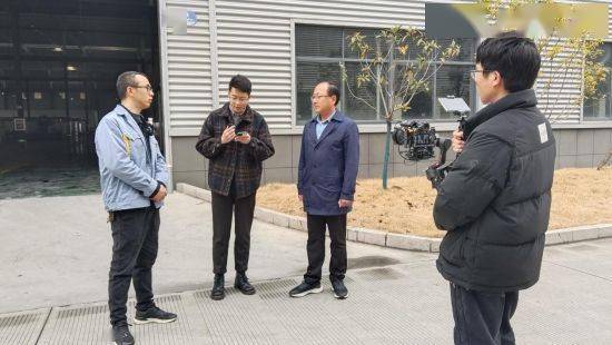 贵池区:局长变主播 让就业有"流量"更有"留量"_企业_直播_活动