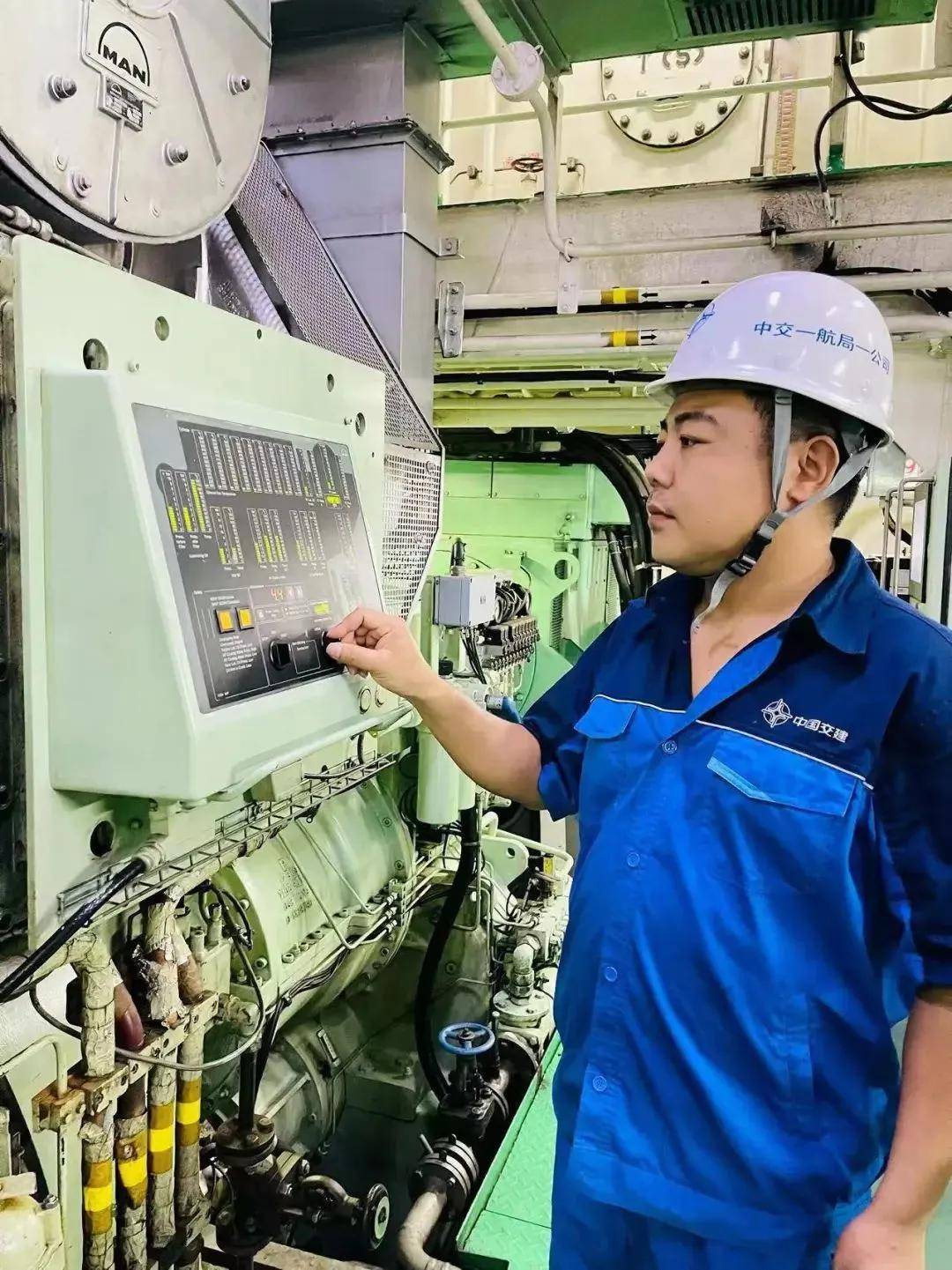 "一航津顺"的"机务段"_段灵拴_船舶_设备