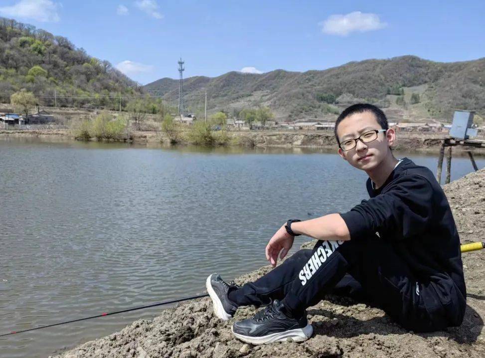 俄国作家列夫·托尔斯泰创作的长篇小说,是作家一生探索和思想的总结