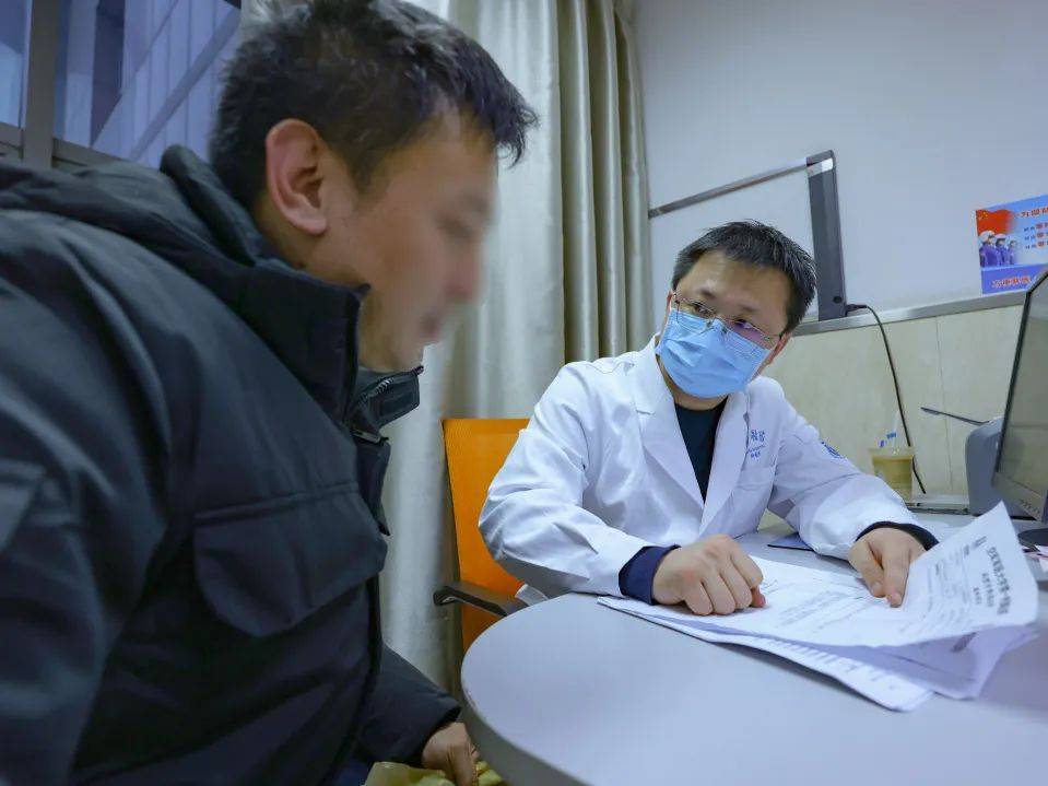 包含内蒙古民族大学附属医院医院代诊预约挂号，就诊助手医疗顾问的词条
