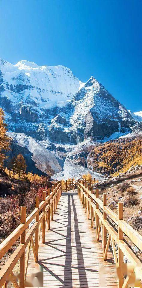 无论是户外大牛,还是旅行小白,大概都会将这里写进 "人生必去目的地"