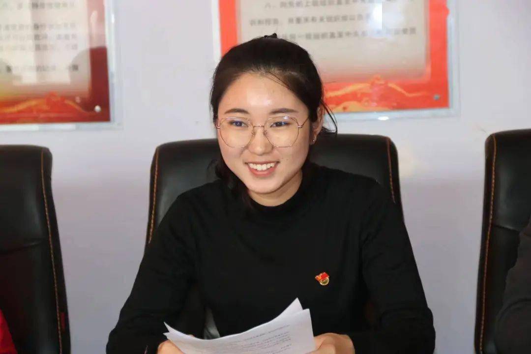 道德模范与身边好人 | 吴婧:"兵支书"笑把芳华染出彩_方山_村民_发展