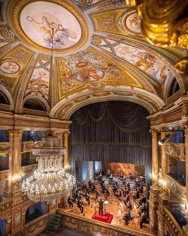 世人都知道法国凡尔赛宫,但意大利"凡尔赛宫",你知道多少_卡塞塔_花园