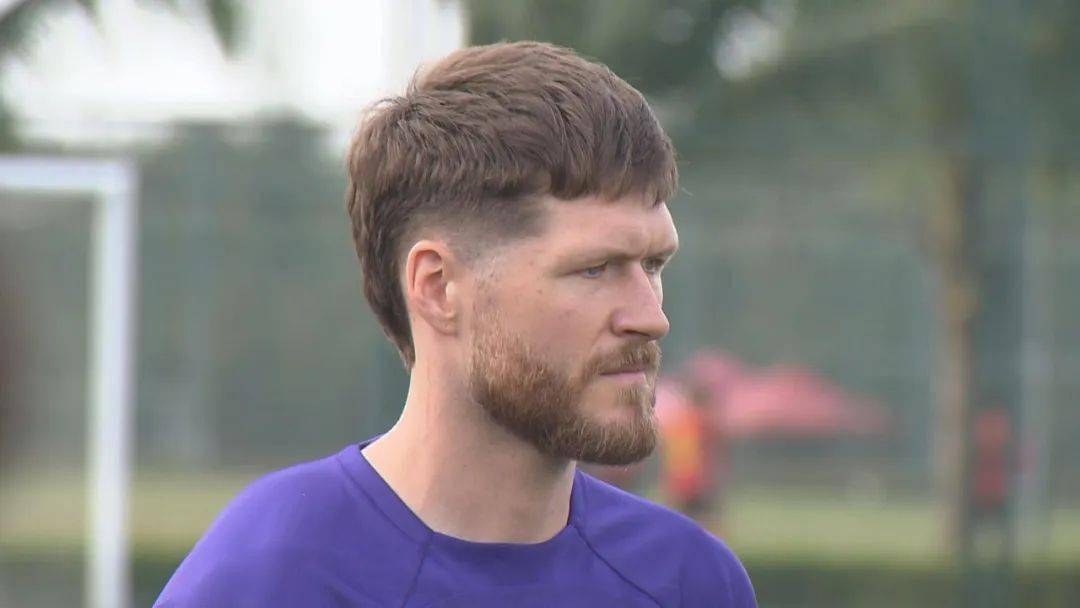 津门虎加紧磨合力图开门红_科里奇_孔帕尼奥_位置