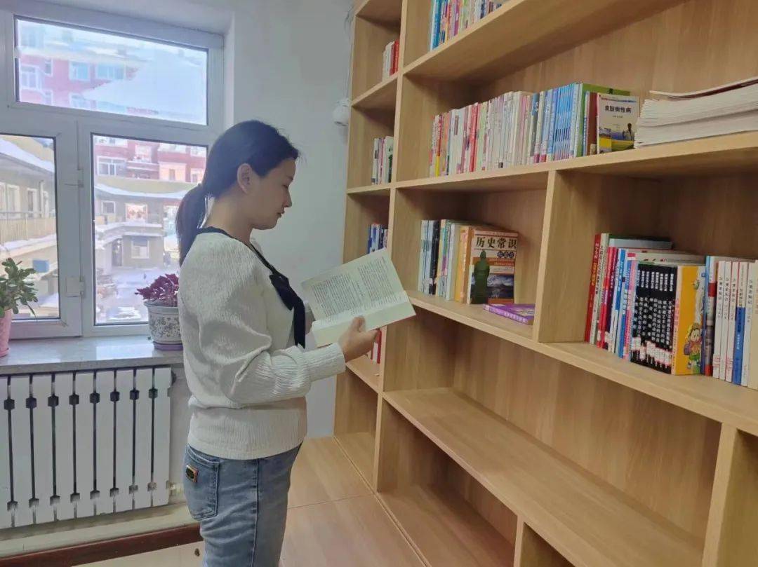 新时代文明实践丨图里河镇开展"阅读北疆61书香陪你过大年"系列活动