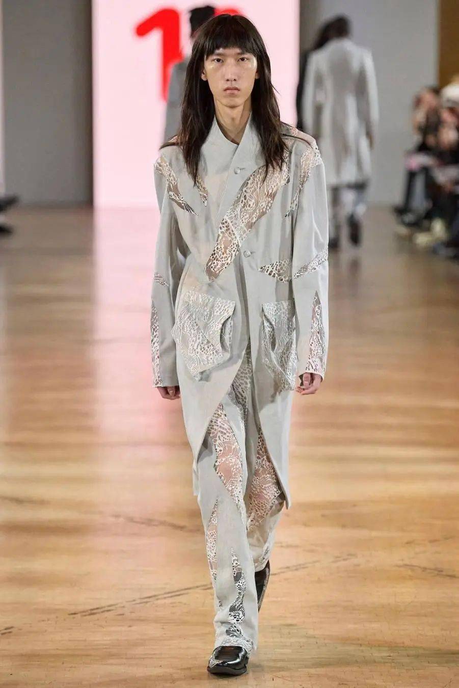 24 秀场上的「中国新生力量」|独家对话 4 位设计师_kejia_flora_品牌