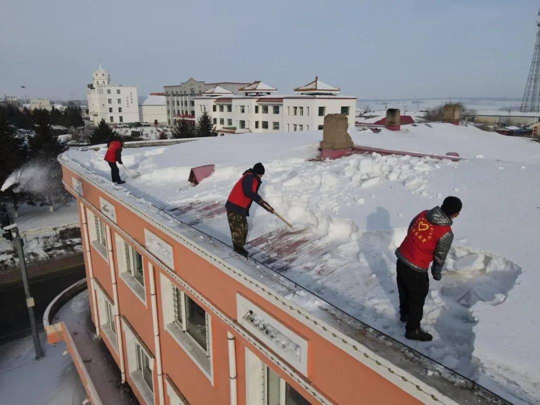 钢结构屋面除雪设备图片