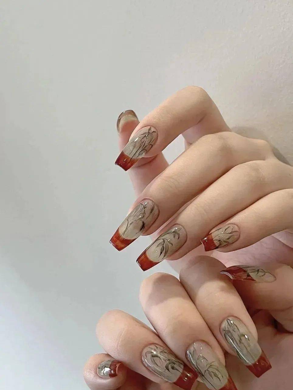 这些款式,打开你的冬季美甲灵感_拉德_姐妹_红色