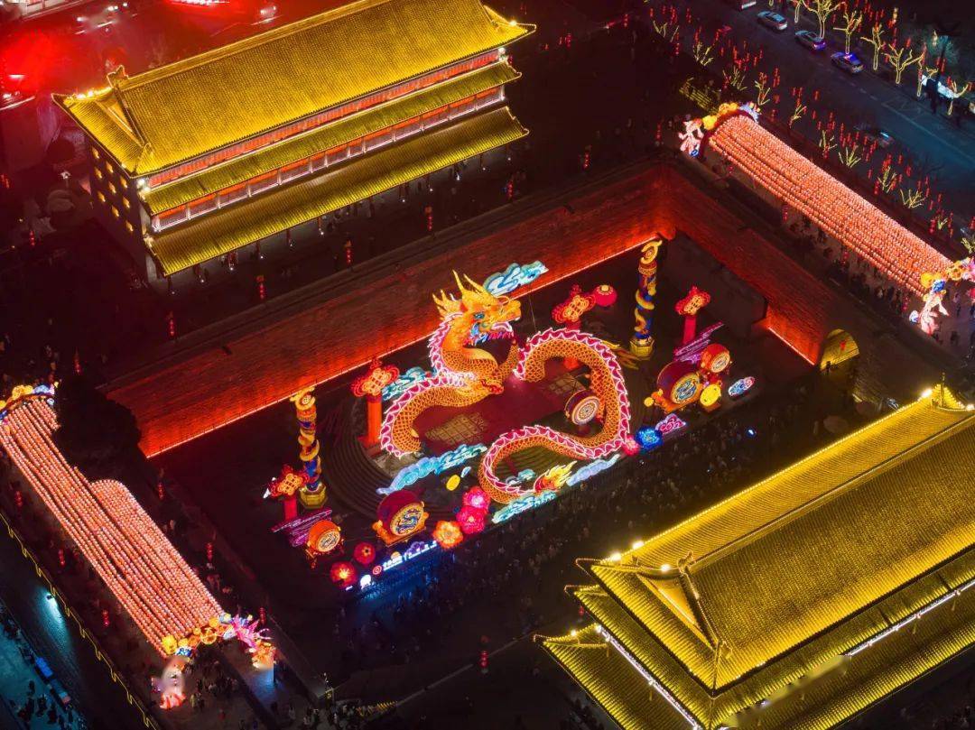 灯火满长安,是大唐的极致浪漫!_灯组_灯会_城墙