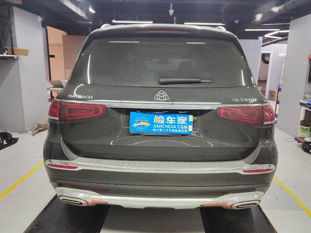 重大事故车还卖100万!这辆4000公里的奔驰gls到底凭啥?