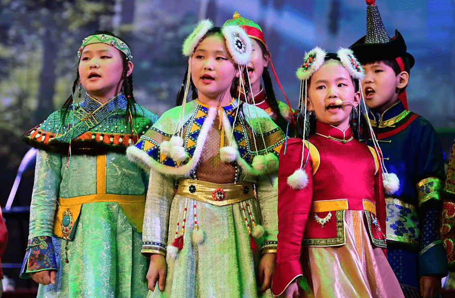 童声天籁彰显呼伦贝尔"自信乐章"_演出_王正_歌曲