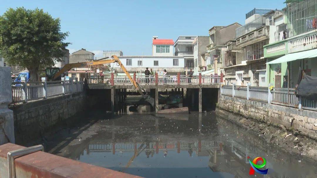 据了解,2月15日以来,汫洲镇在汫西社区集中持续开展人居环境大整治