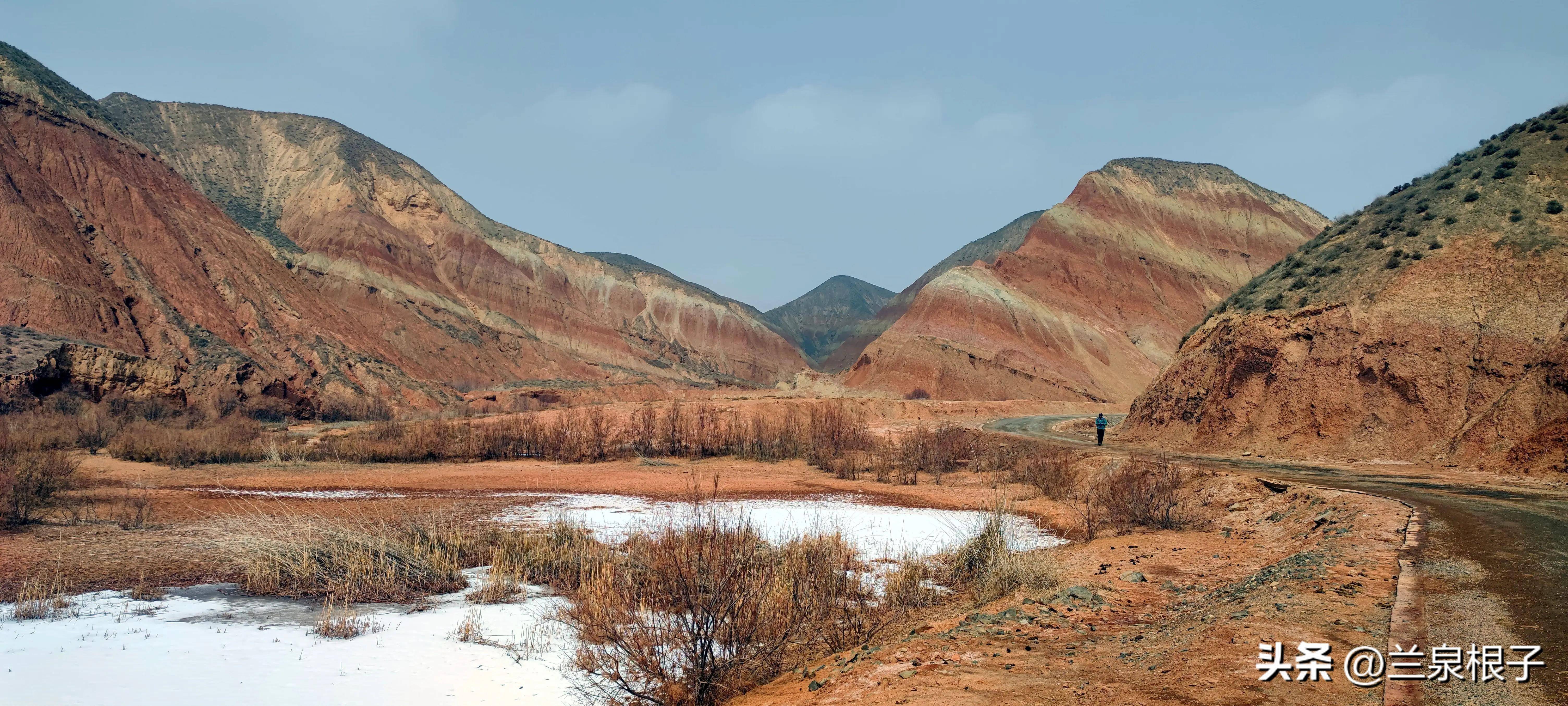 初春时节行游兰州水居丹霞