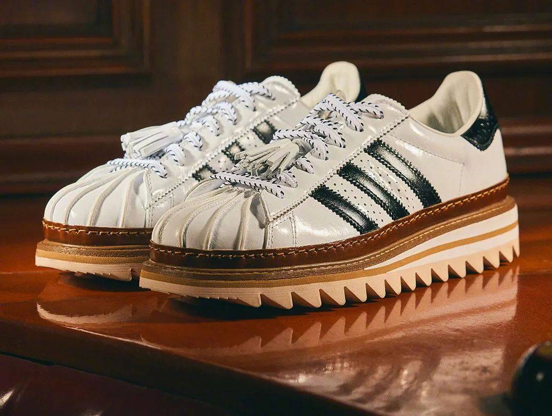 每周速报 | valentino宣布蔡依林为品牌代言人,邓为成