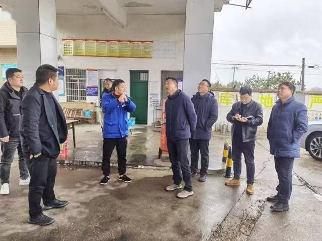 他们一直在一线……_应急_组织_岳阳市