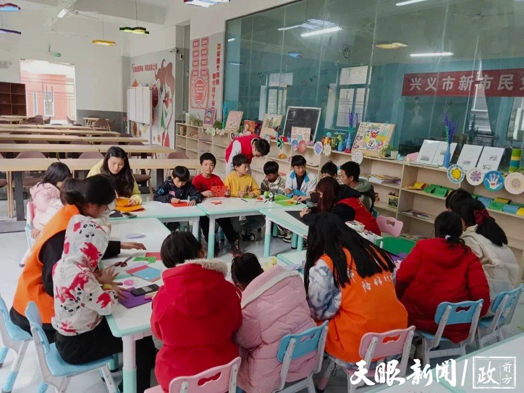 春节期间,铜仁市思南县丽景社区陪伴点迎来了一场别开生面的活动——"