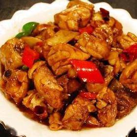 花菜肉片星期三食谱蒜蓉娃娃菜  莴笋蛋皮汤糖醋对虾  干锅包菜星期