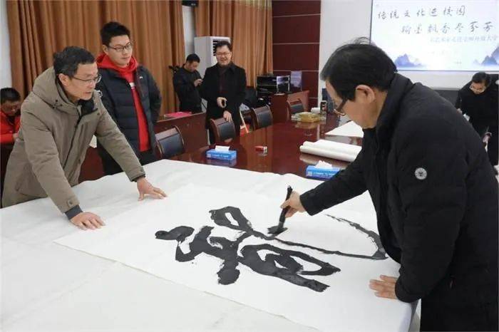 昨日揭牌 亳州这所大学更名_教育工委_仪式_篆刻