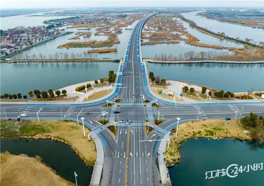 江苏24小时|如皋:张靖皋长江大桥南航道桥最高主塔首