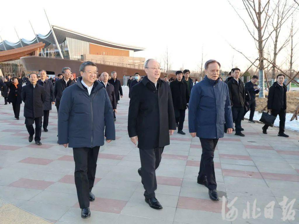 北京市天津市河北省党政主要领导围绕"深入推进京津冀