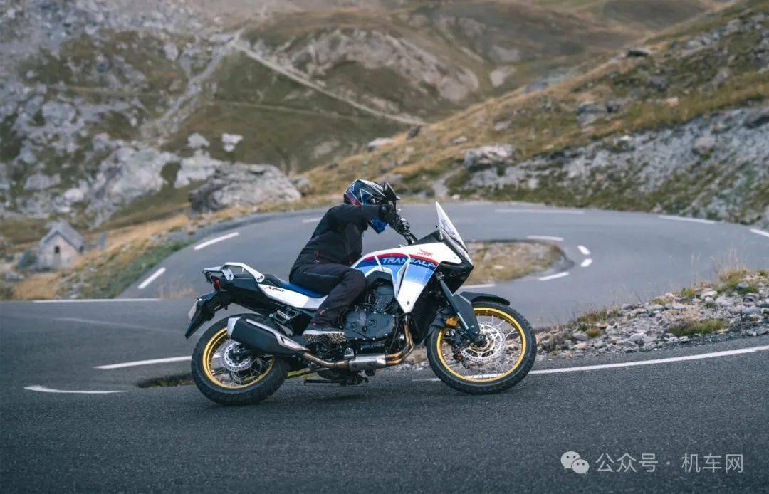 88万元,本田750adv上市,价格怎么样?