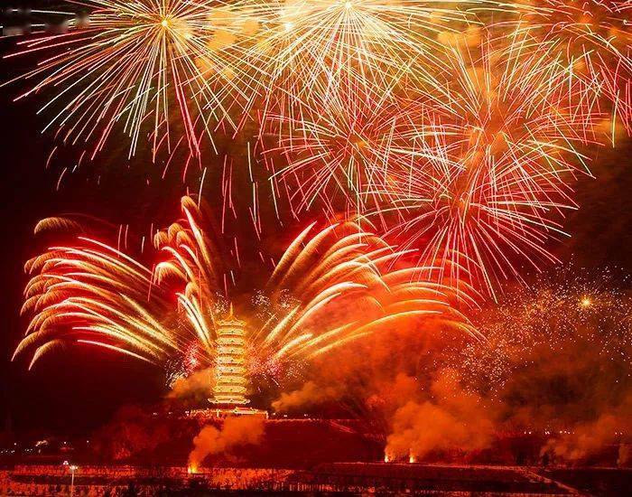 火树银花映夜空 流光溢彩闹元宵_烟花_活动_鹤岗市