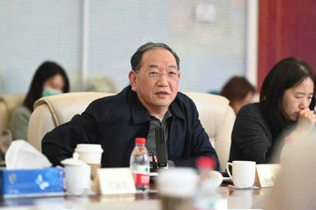 全国政协委员张洪春:发挥中医药在慢阻肺防治全过程中的作用