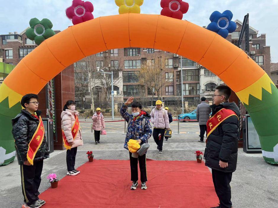 各校活动精彩纷呈通州区各中小学迎来新学期今天(2月26日)新的征程