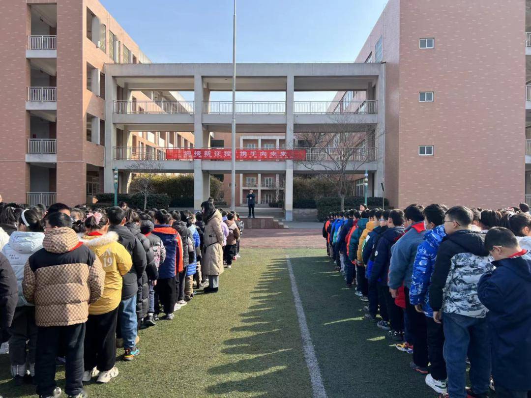 以演筑"防" 防范未"燃"丨仪征市实验小学开展消防安全应急疏散演练