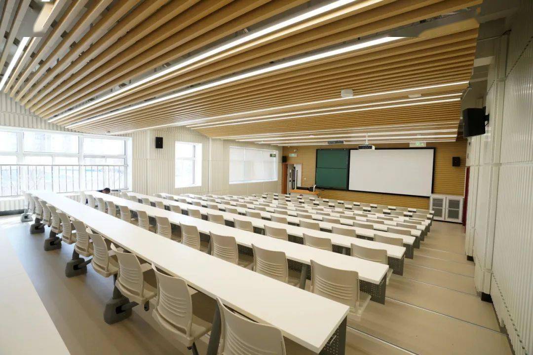 新学期这些变化你发现了吗?_教学_进行_智慧