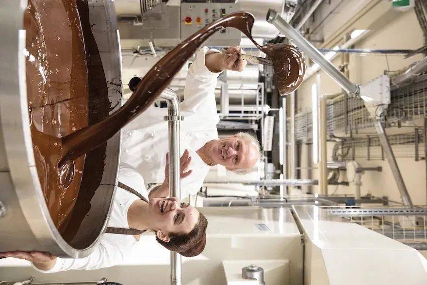 探店·珍得故事 | 珍得巧克力剧院喜获"工业旅游服务新达标单位"称号