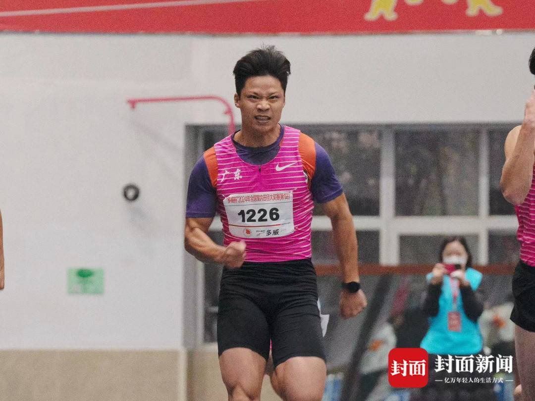 苏炳添2024年的赛季首秀 60米6秒66摘银丨图集
