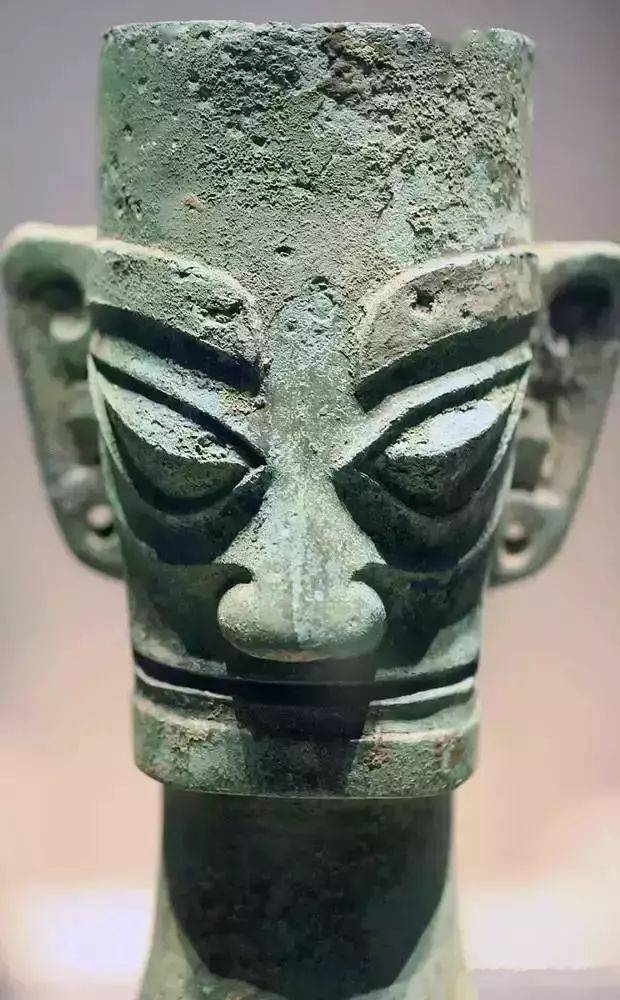 唐猪首人身俑1972年吐鲁番市阿斯塔那墓地215号墓出土摩羯