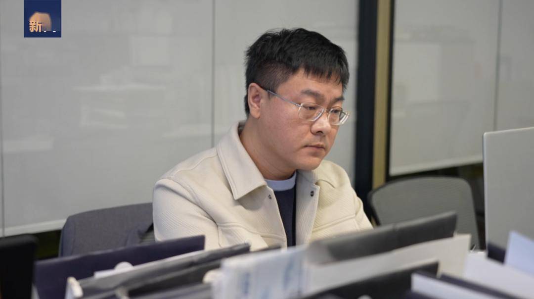 杭州高架见义勇为车主讲述救人细节:"我其实救的是两个人"_he_on_孙子