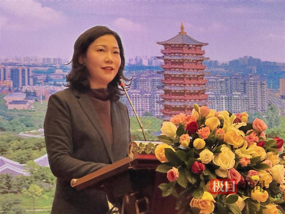 襄阳市文旅局局长袁晓宁"开通襄阳直飞境外的国际(地区)航线是襄阳