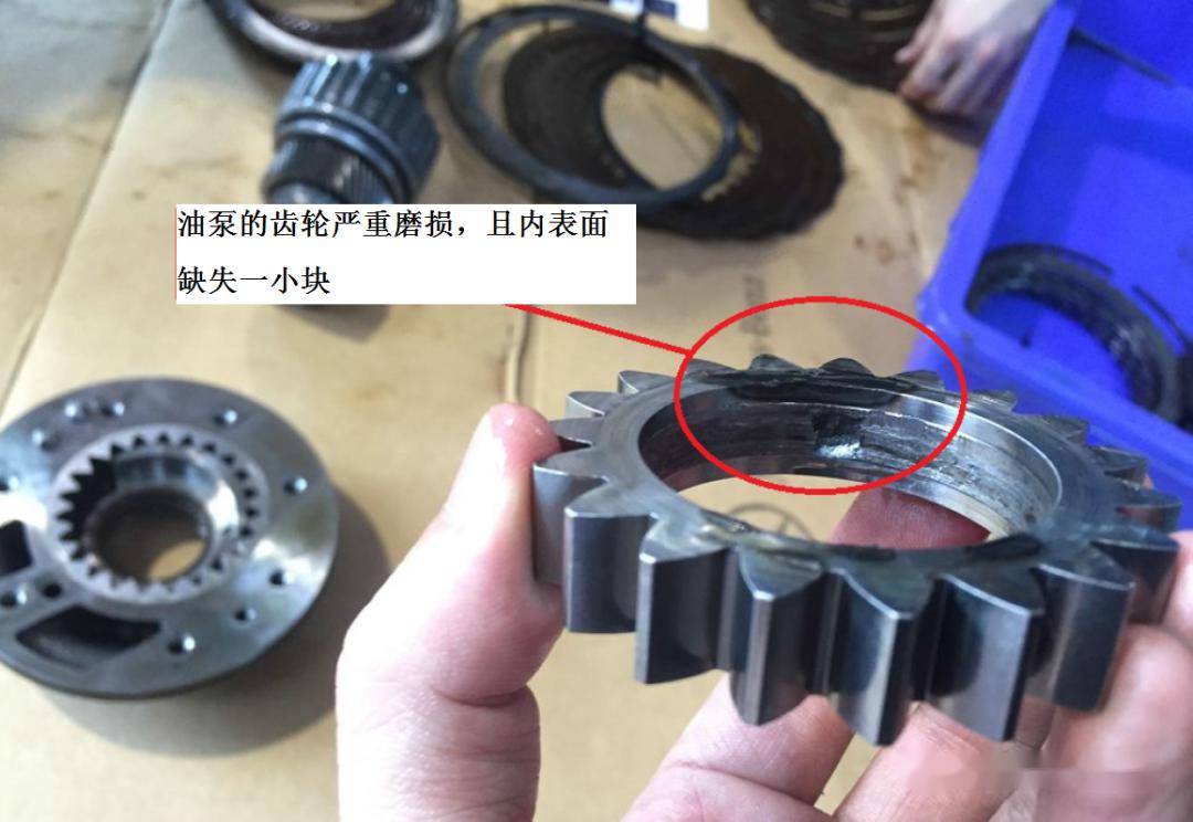 原创2011款奔驰s500发动机风扇噪声大