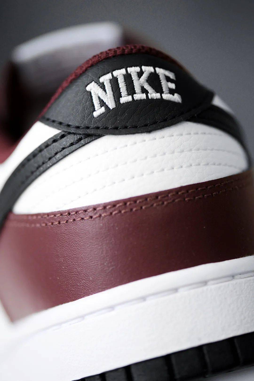 nike dunk low "dark team red"|soar 限量发售_黑色_顾客_白色