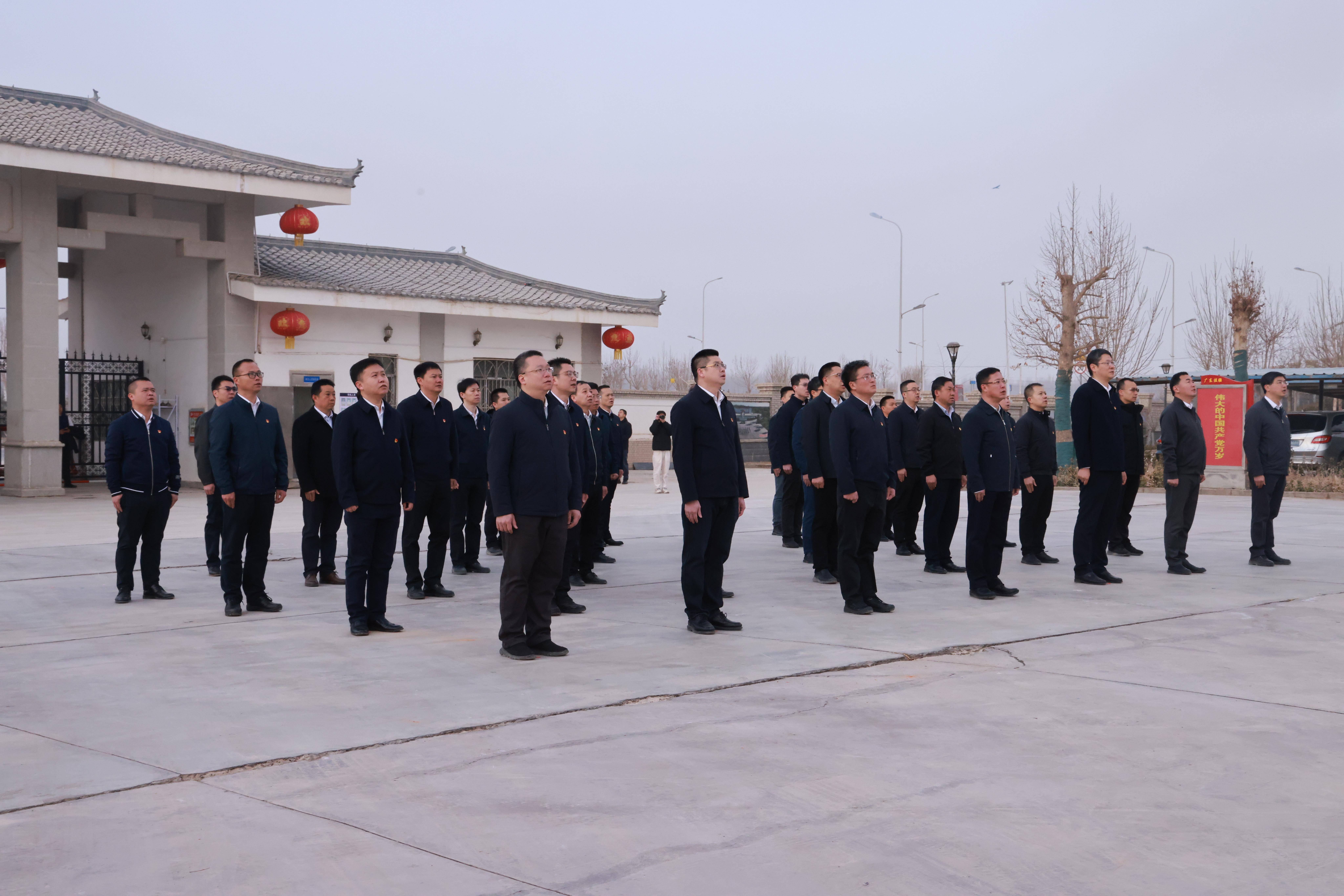 广东援疆举行升国旗仪式,开辟奋斗新征程_工作_人才_组织